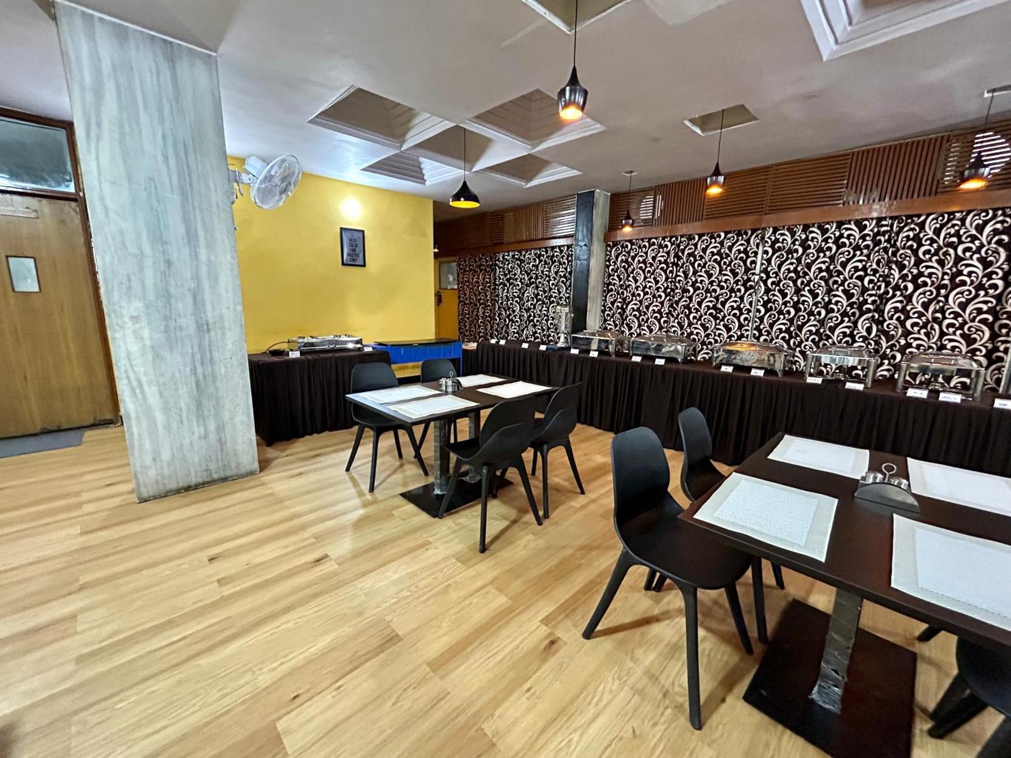 New Hotel Suhail Hyderabad Exterior foto